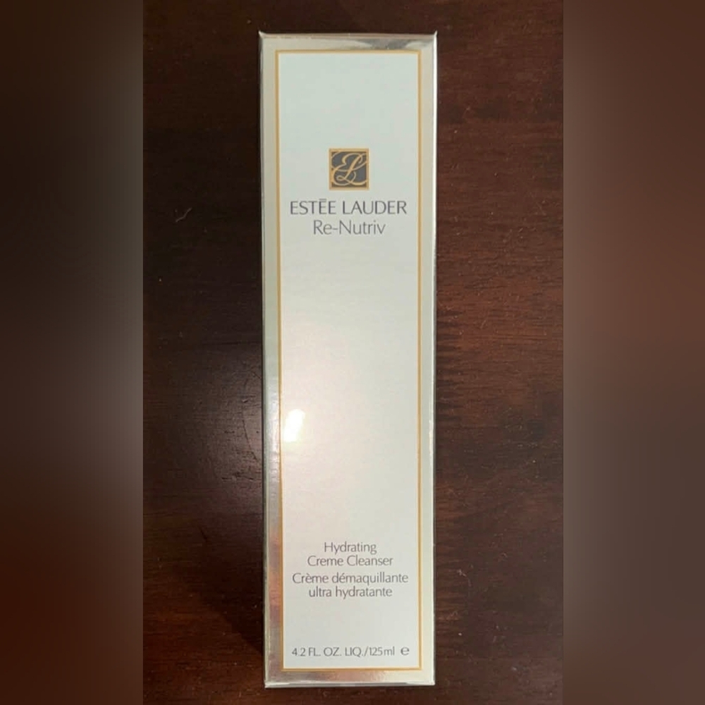 BRAND NEW! Estee Lauder Re-Nutriv Hydrating Creme Cleanser -White & Gold Accents